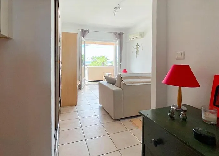 Front De Terrasse Wifi Et Clim Apartmán Fréjus