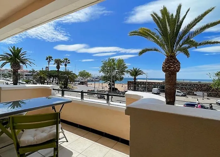 Lägenhet Front De Terrasse Wifi Et Clim Fréjus